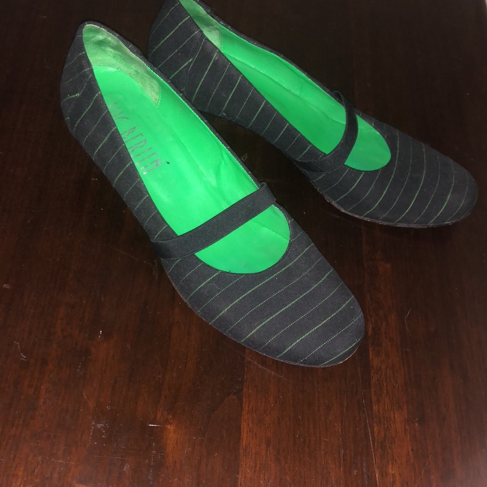 Luc Berjen• Kitten Heeled Pinstriped Loafers